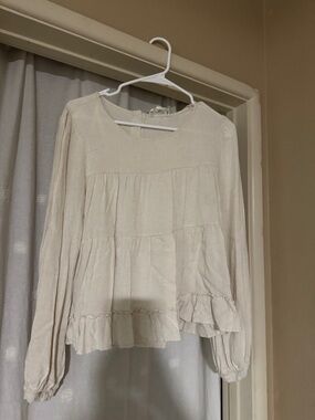 Love Riche Cream Tiered Ruffle Long-Sleeve Blouse